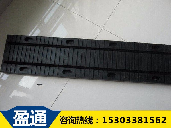 30型板式橋梁伸縮縫 30型板式橋梁伸縮縫